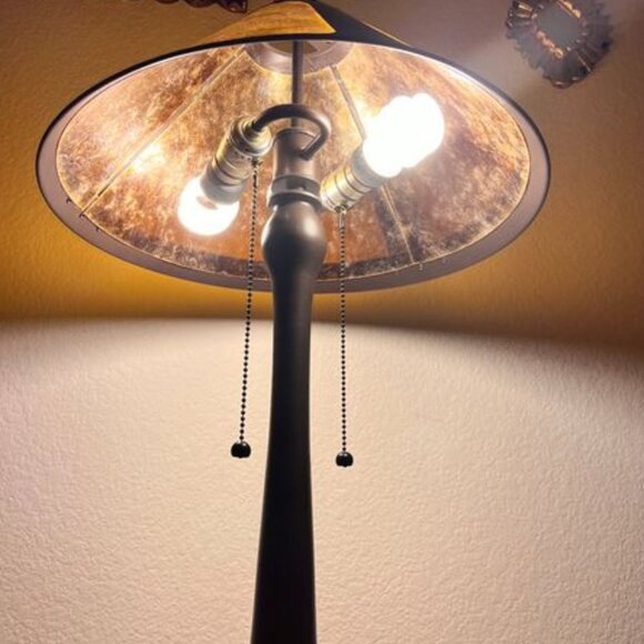 Empire Mica Lamp- Warm Amber Glow - Picture 3 of 6